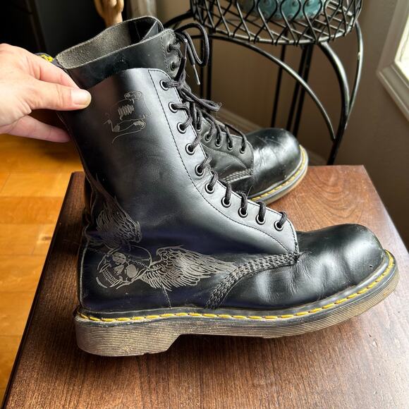 LIMITED 11587001 DR MARTENS BOOTS MODS LASER 10EYE SKULL US 11 STEEL TOE main image 11